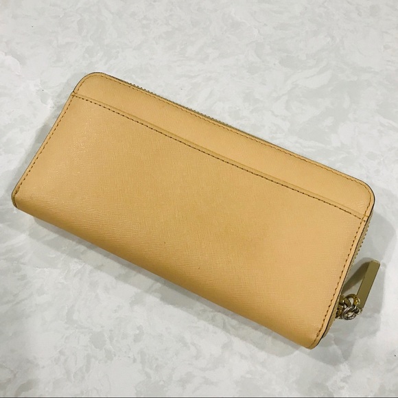 Rebecca Minkoff Wallet - Picture 6 of 6